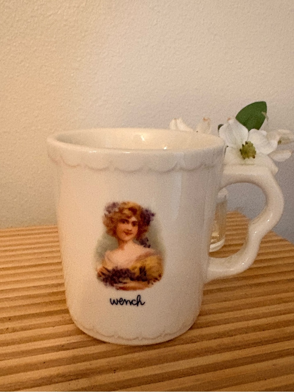 Fishs Eddy Wench Portrait Stoneware Mug 9
